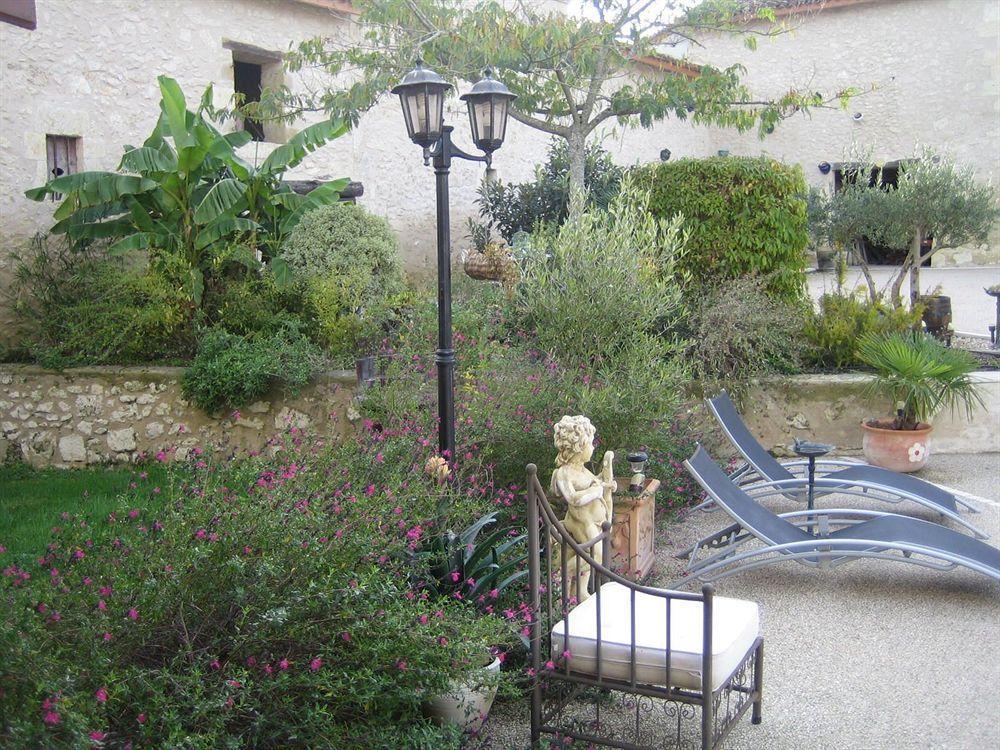 Chambre D'Hotes Domaine Le Castagne Auch Bagian luar foto