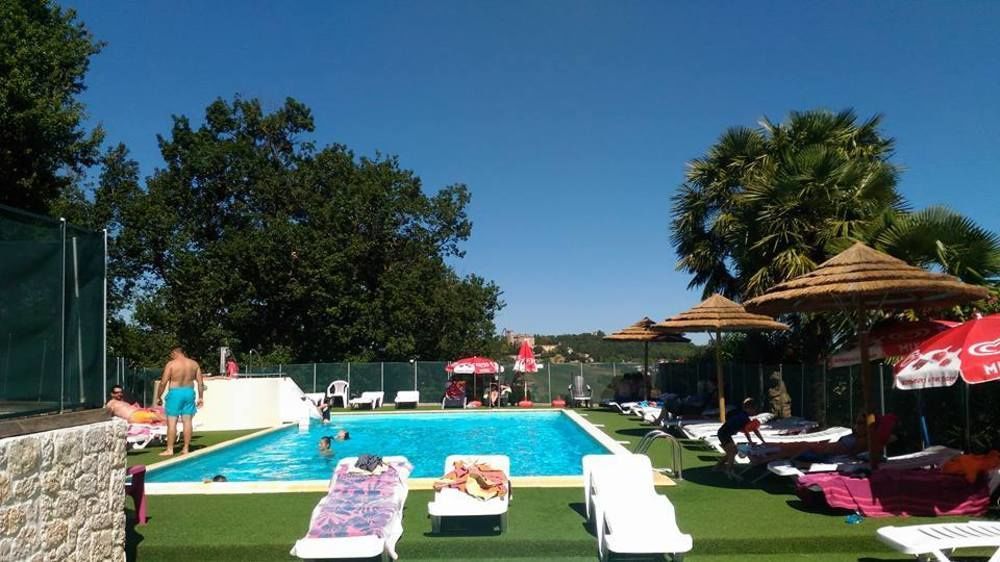 Chambre D'Hotes Domaine Le Castagne Auch Bagian luar foto
